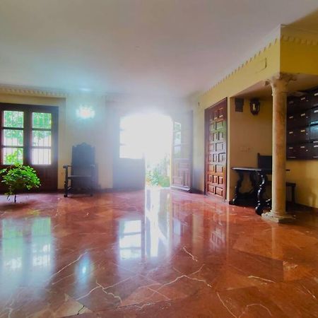 Ferienwohnung Plaza Cristo De Burgos Sevilla Exterior foto