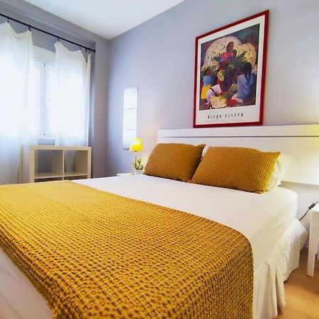 Ferienwohnung Plaza Cristo De Burgos Sevilla Exterior foto